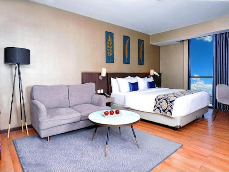Aston Inn Pandanaran Семаранг Екстер'єр фото